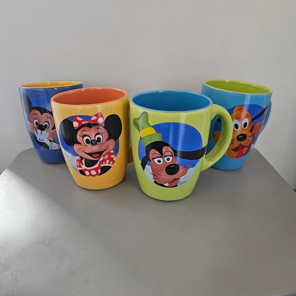 Disneyland Parijs mokken Mickey minnie mouse goofy pluto, Ophalen of Verzenden, Zo goed als nieuw, Overige stijlen, Kop(pen) en/of Schotel(s)