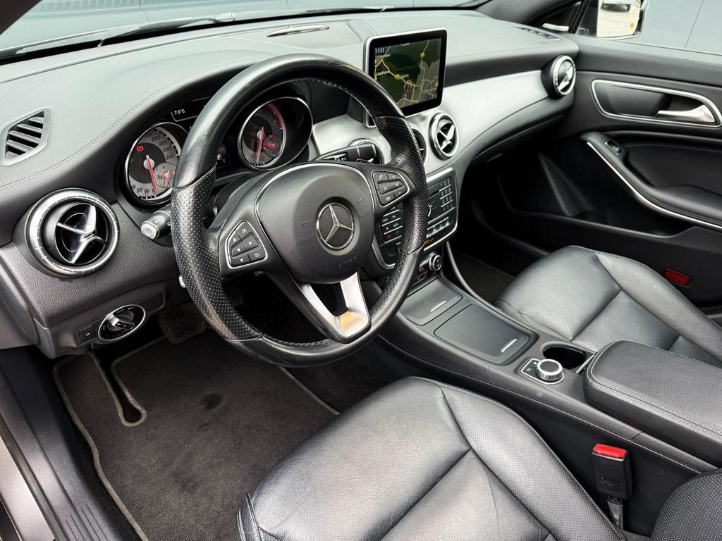 Mercedes-Benz CLA-klasse Shooting Brake 250 Prestige pano /, Auto's, CLA, Gebruikt, Euro 6, 4 cilinders
