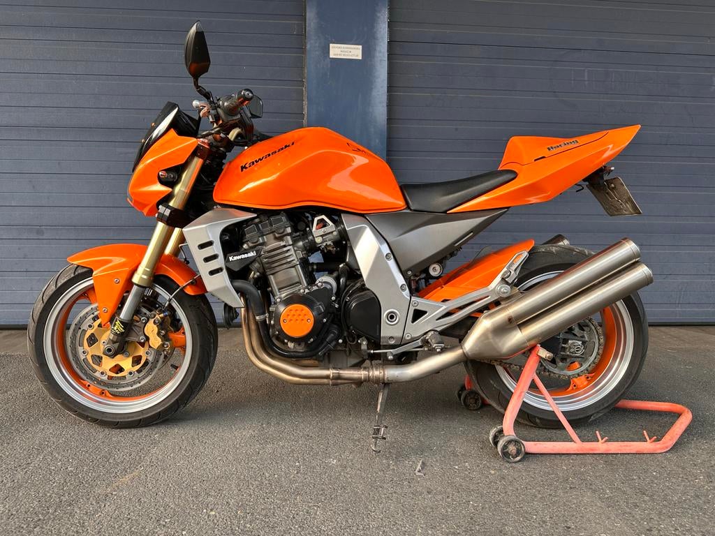 Kawasaki Z1000 Oranje - Wendbaar en Plezierig!, Motoren, Motoren | Kawasaki, 4 cilinders, Motorrijbewijs A, Particulier, ABS