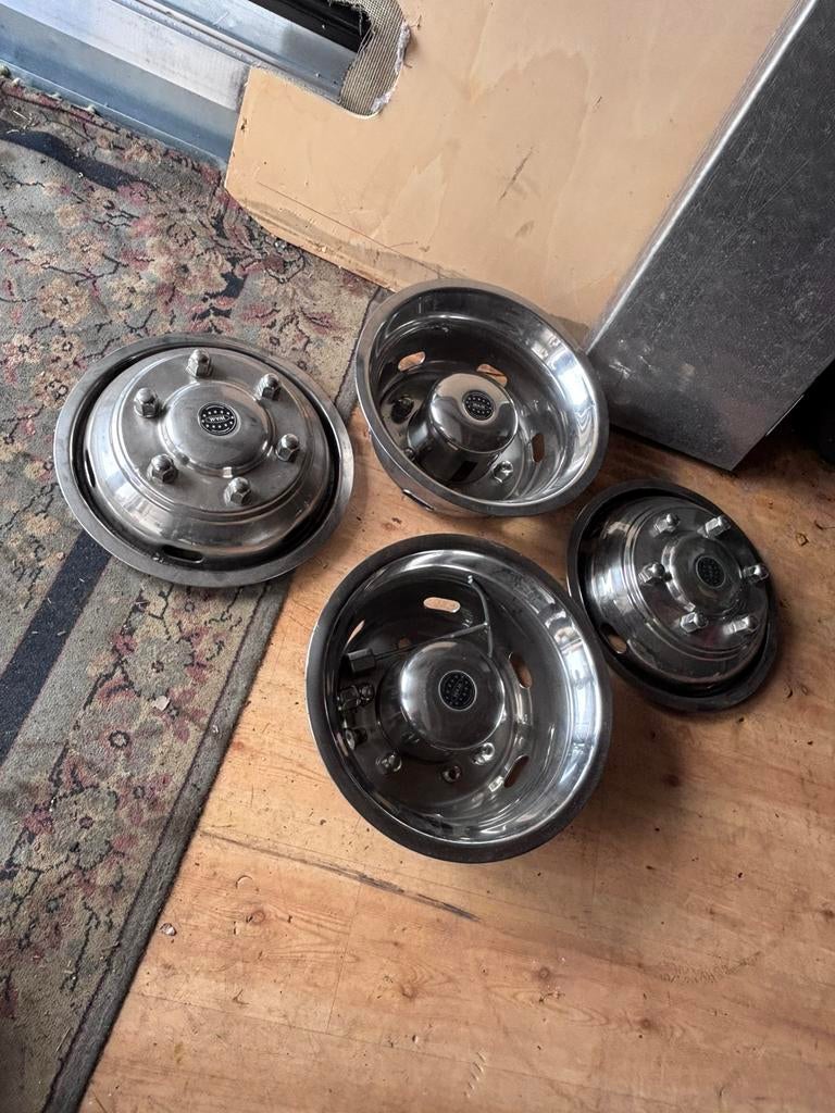 Renault master inleg velgen dubbellucht, Ophalen, Zo goed als nieuw