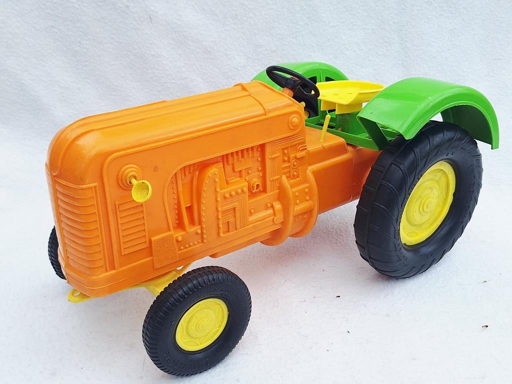 CO-MA INTERTOYS Renault ?  Miniatuur tractor, Ophalen of Verzenden, Gebruikt, Tractor of Landbouw, Overige merken