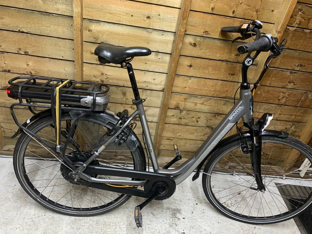 Sparta electrische fiets met achterwiel motor en goede accu, Ophalen, Zo goed als nieuw, 1 kind