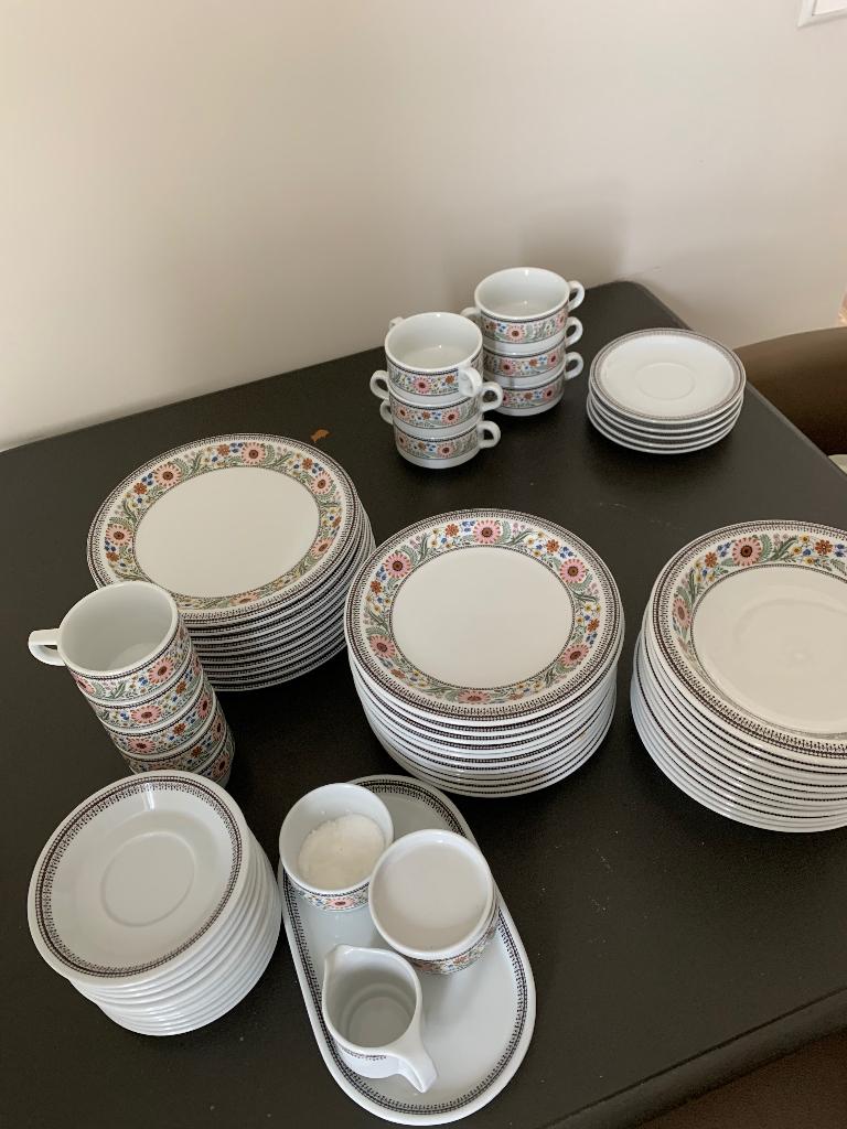 Te koop Mosa Maastricht servies, Ophalen, Gebruikt, Bord(en), Overige stijlen