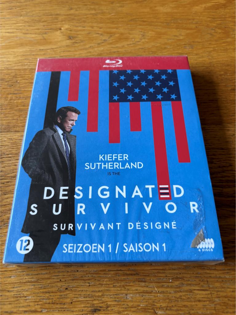 Blu-ray's Designated Survivor - Seizoen 1 - NIEUW - NL-Uitg., Ophalen of Verzenden, Nieuw in verpakking, Tv en Series