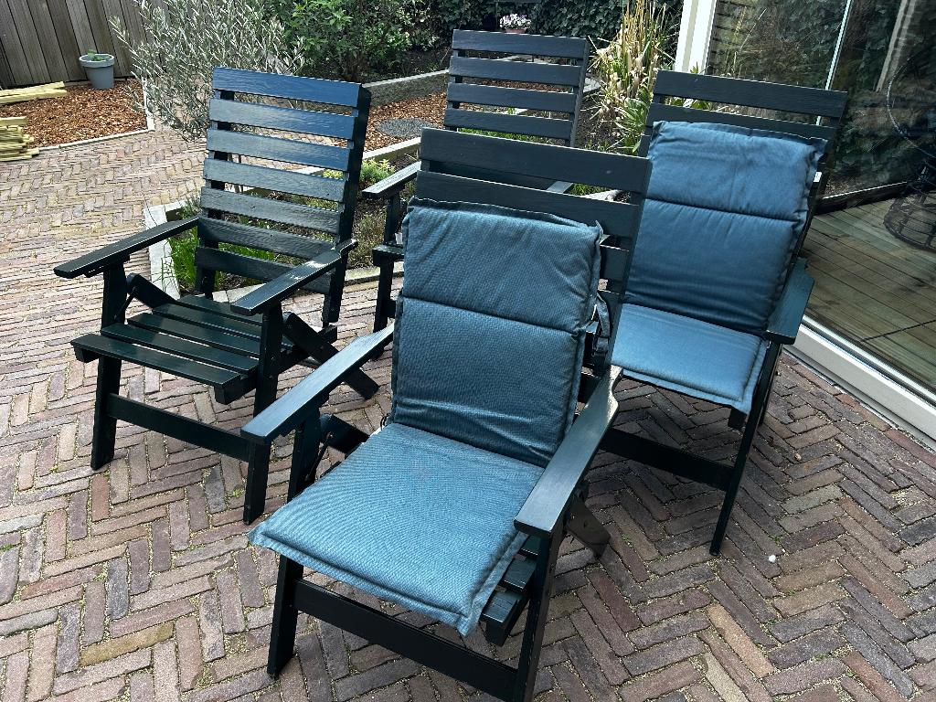 Vier groene houten tuinstoelen - optioneel met tuinkussens, Ophalen, Gebruikt, Hout, Inklapbaar
