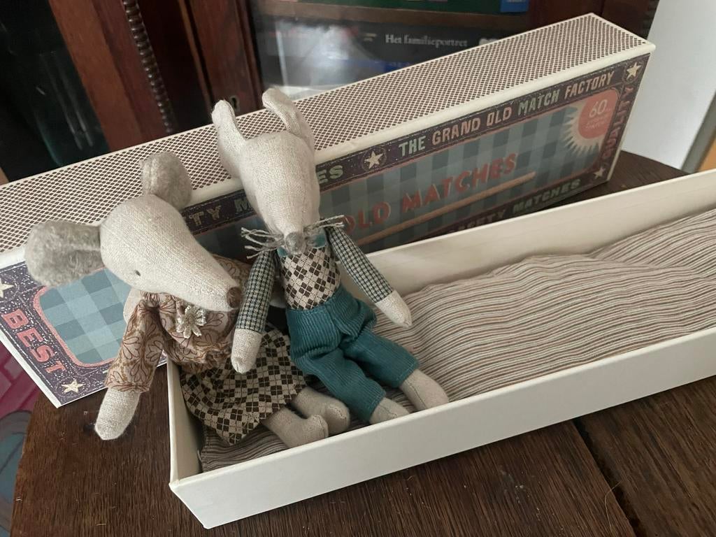 Maileg Opa en Oma Muis met zitje, Ophalen of Verzenden, Zo goed als nieuw, Overige typen