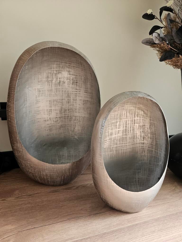 Twee windlichten (ei / egg) van mooi materiaal, Ophalen, Zo goed als nieuw, Overige materialen, 50 tot 75 cm