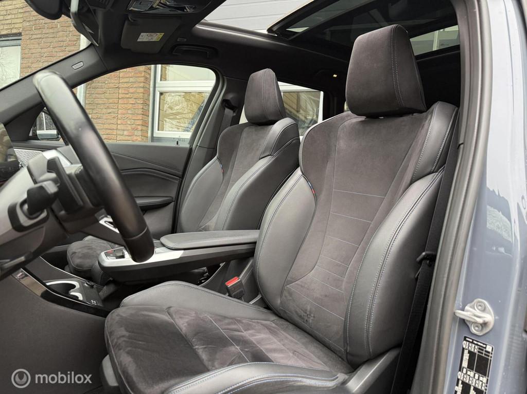 BMW X1 xDrive30e M Sport Panodak M onderstel Virtual Navi Ca, Zwart, Bedrijf, Hybride Elektrisch/Benzine, 3 cilinders