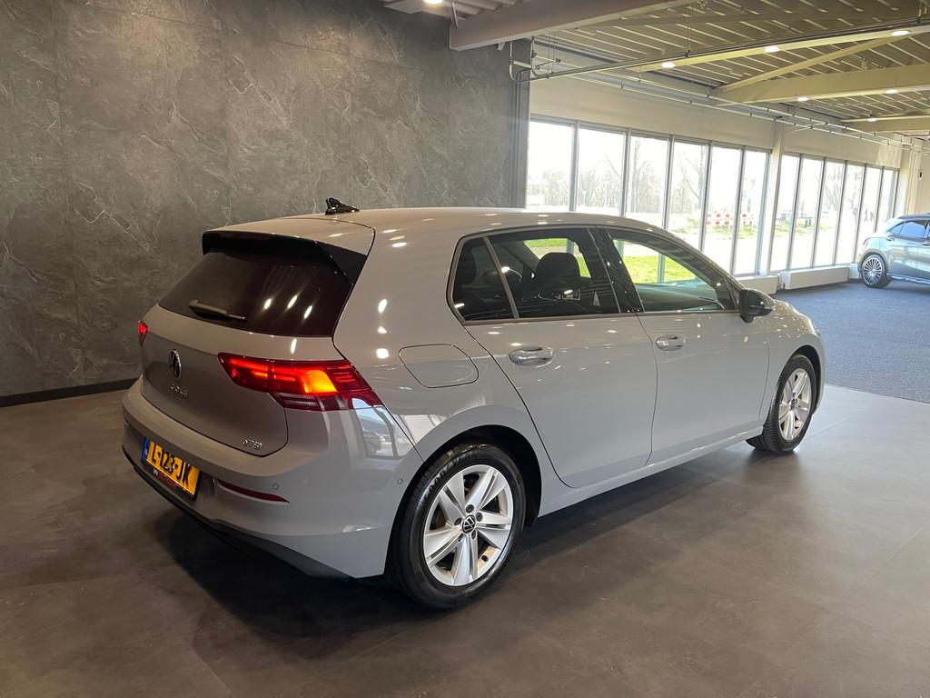 Volkswagen Golf 1.0 eTSI DSG AUTOMAAT Life Business IQ LED N, Gebruikt, Alcantara, 23 km/l, Bedrijf
