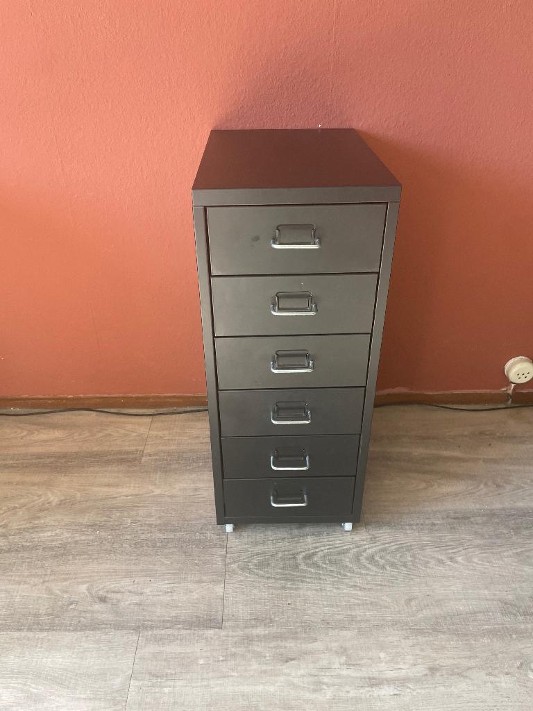 Ladekastje HELMER ikea, Ophalen, Minder dan 50 cm, 5 laden of meer, Zo goed als nieuw