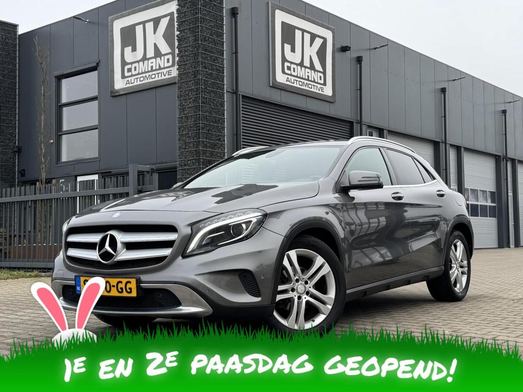Mercedes GLA-klasse 180 Prestige|Trekhaak|Camera|CarPlay|Sto, Gebruikt, Euro 6, 4 cilinders, 715 kg