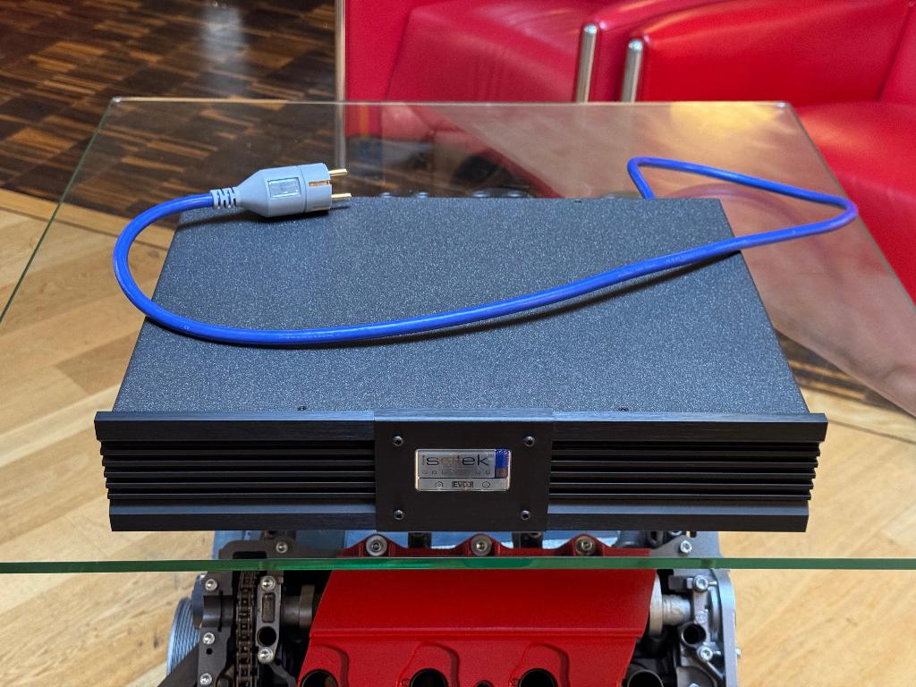 Isotek Evo3 Aquarius netfilter + Evo 3 Premier, Audio, Tv en Foto, Audiokabels en Televisiekabels, Gebruikt, Overige kabels, Minder dan 2 meter