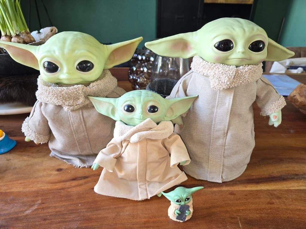 Baby yoda  knuffels / mandalorian, Ophalen of Verzenden, Gebruikt, Overige typen