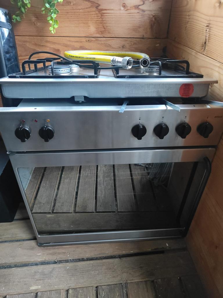 Atag inbouw fornuis en oven, Witgoed en Apparatuur, Fornuizen, Ophalen, 4 kookzones, Inbouw, Gas