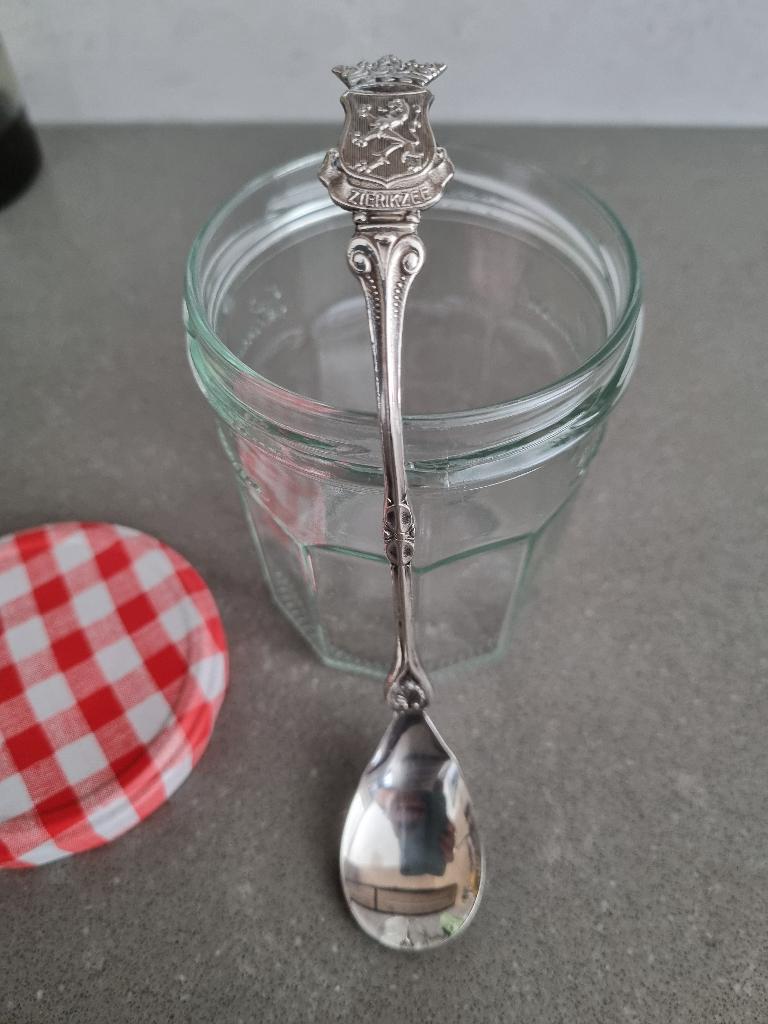 Jamlepel met wapen van Zierikzee, Overige materialen, Ophalen of Verzenden, Zo goed als nieuw, Dorcaswinkelkapelle@dorcas.nl