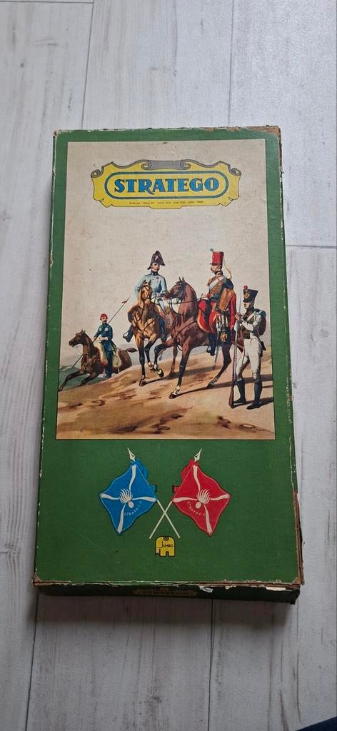 Stratego oud spel, Hobby en Vrije tijd, Gezelschapsspellen | Bordspellen, Een of twee spelers, Ophalen of Verzenden, Zo goed als nieuw