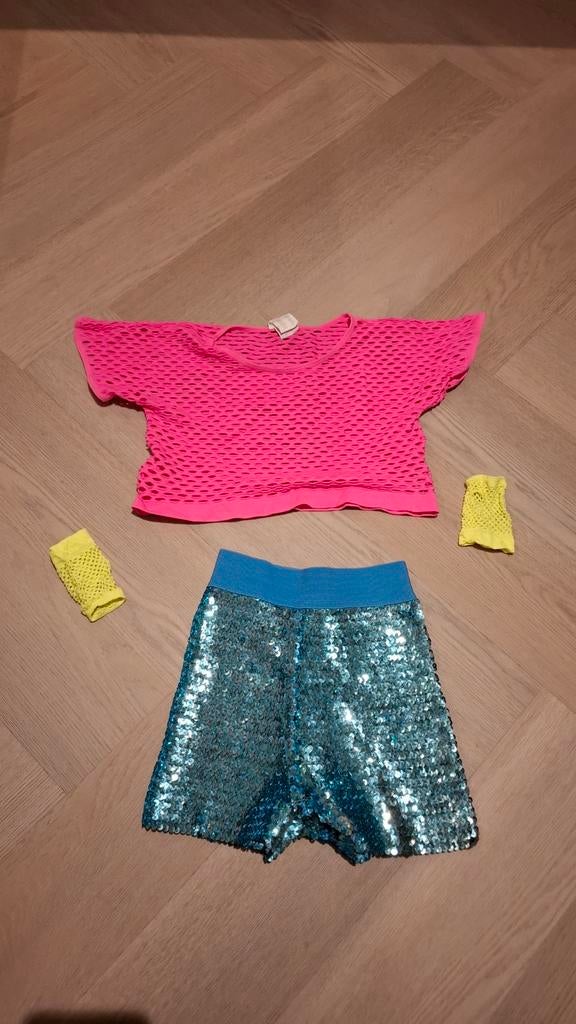 Carnaval
1 Broekje met 2 shirtjes en 2 gehaakte handschoenen, Kinderen en Baby's, Kinderkleding | Kinder-zwemkleding, Zwem-accessoire