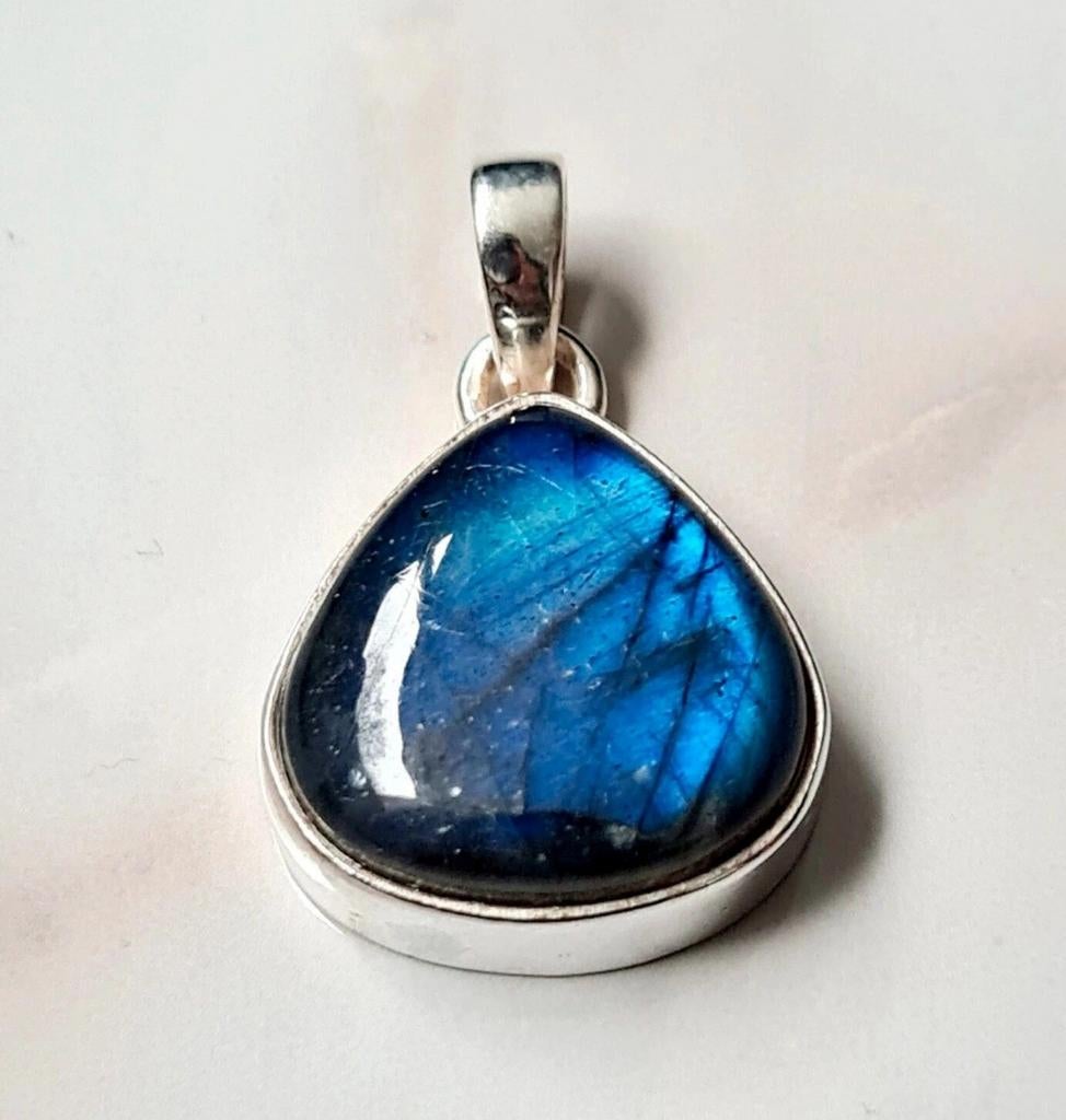 Labradoriet druppel S925 zilveren hanger, Nieuw, Met edelsteen, Zilver, Verzenden