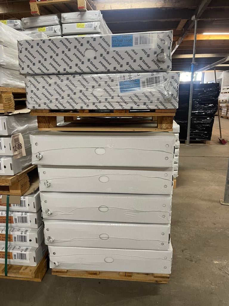 7 radiatoren stelrad 70x110 t33 nieuw per stuk of per pallet