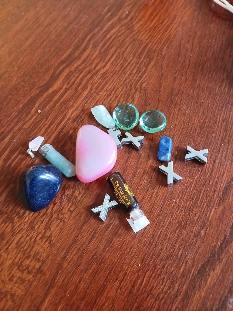 Bedels, Overige materialen, Zo goed als nieuw, 4 bedels of meer, Ophalen