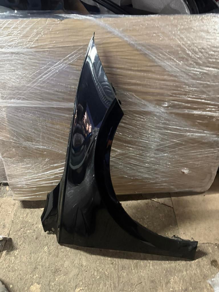 Volkswagen Polo 2G Spatbord Zijscherm zwart Rechts, Ophalen of Verzenden