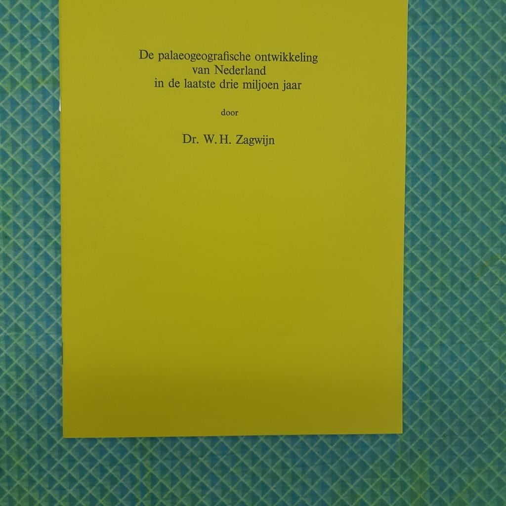 Geologische overzichtskaarten,profielen en toelichting., Ophalen of Verzenden, 1800 tot 2000, Nederland, Landkaart