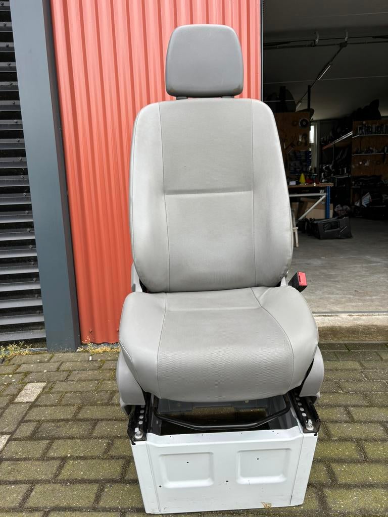 stoel volkswagen crafter mercedes sprinter grijze kunstleder, Ophalen of Verzenden, Mercedes-Benz