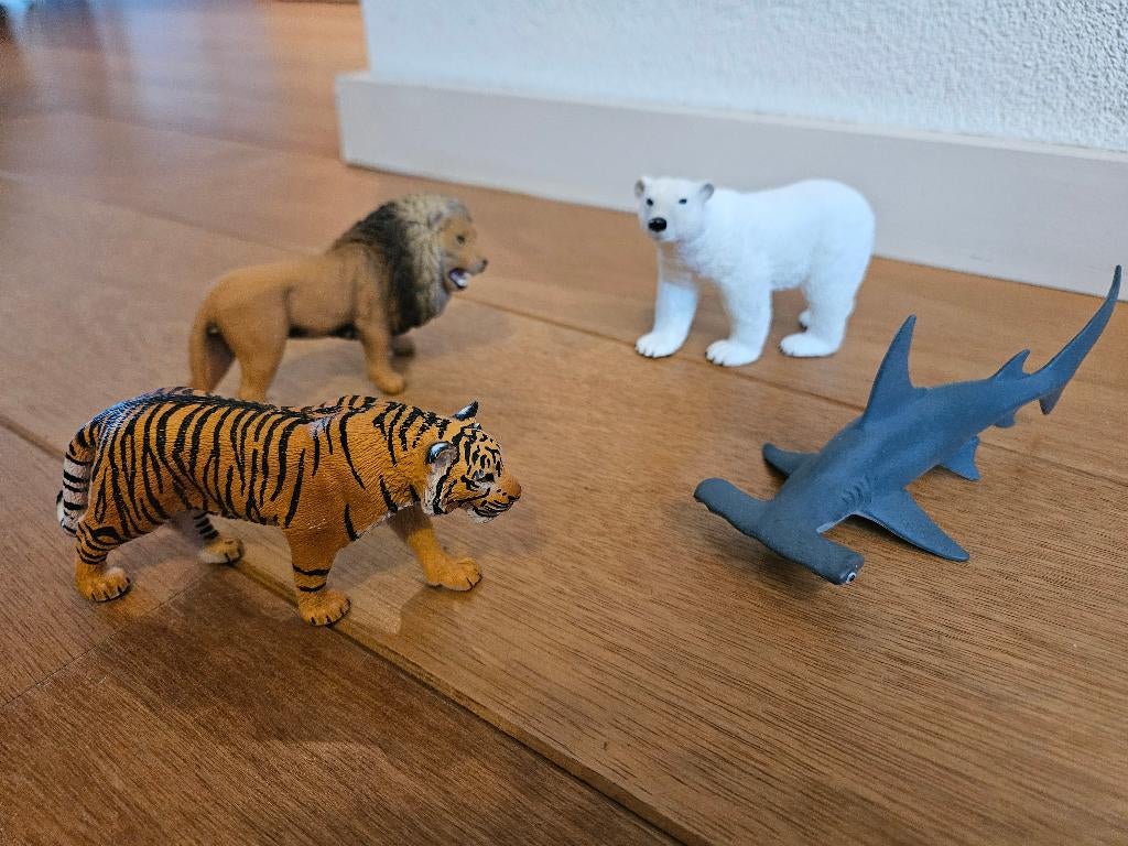 Schleich dieren (ijsbeer, hamerhaai, tijger, leeuw), Ophalen of Verzenden, Zo goed als nieuw