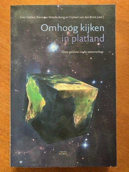 Omhoog kijken in platland - Cees Dekker, Ophalen of Verzenden, Gelezen