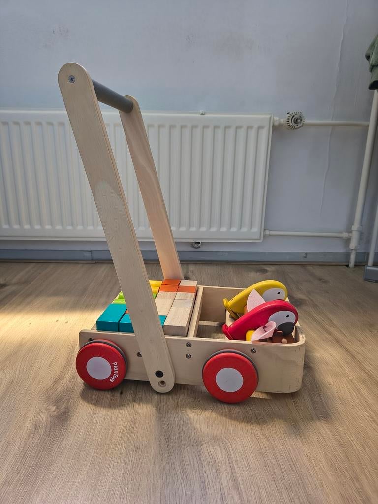 Loopwagentje van Plan Toys, Ophalen of Verzenden, Zo goed als nieuw