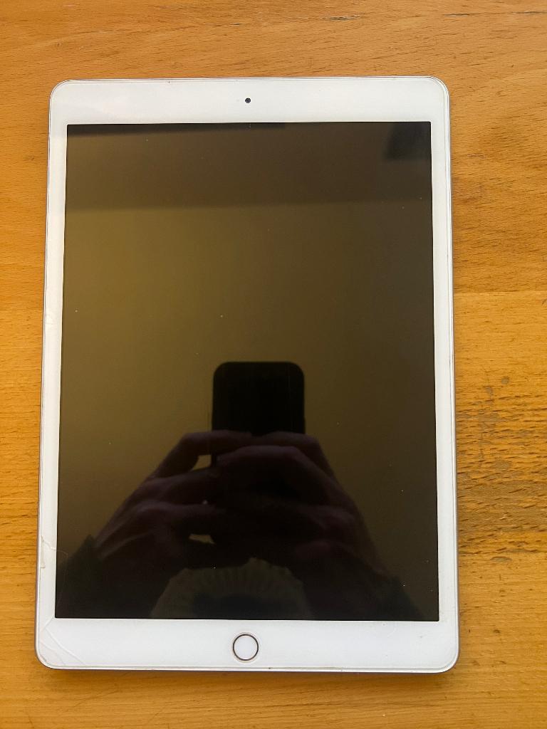 iPad 7e generatie - 32Gb, Computers en Software, Apple iPads, 32 GB, Apple iPad, Wit, Zo goed als nieuw