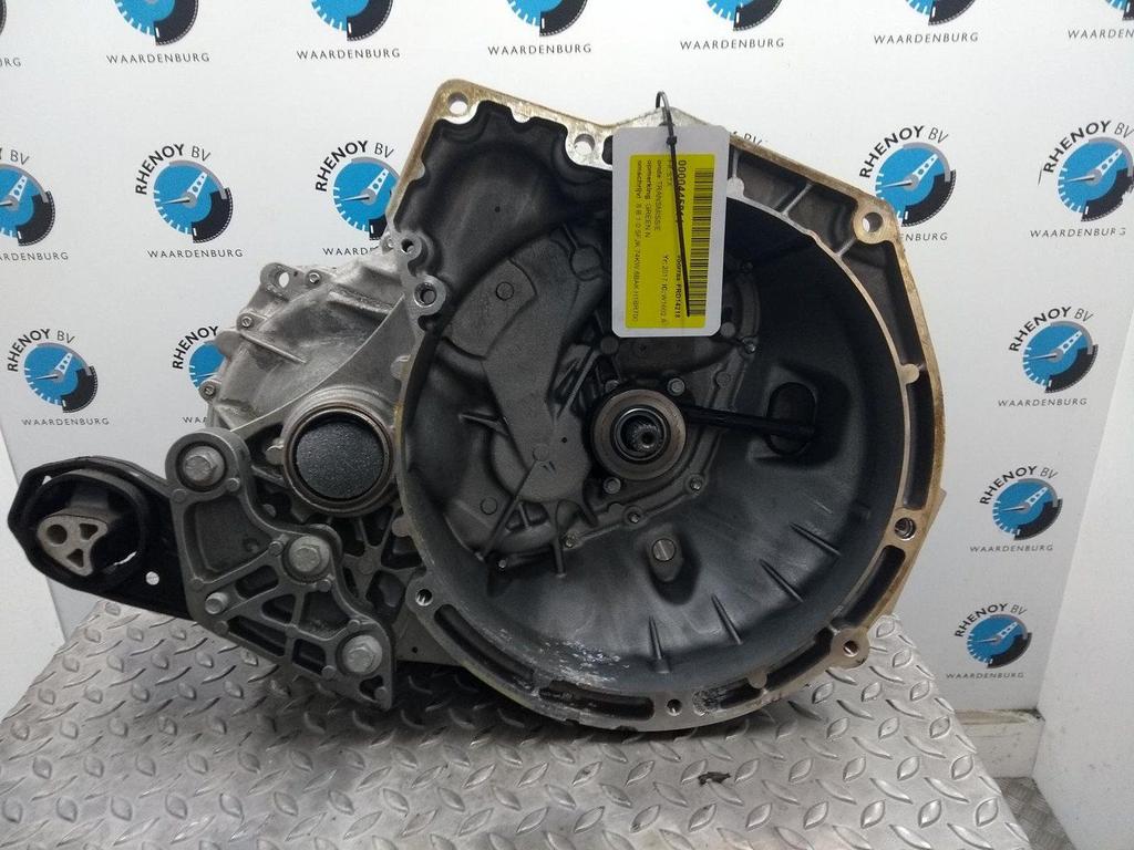 FORD FIESTA TRANSMISSIE / VERSNELLINGSBAK 2017, Ophalen of Verzenden, Gebruikt, Stiba lid