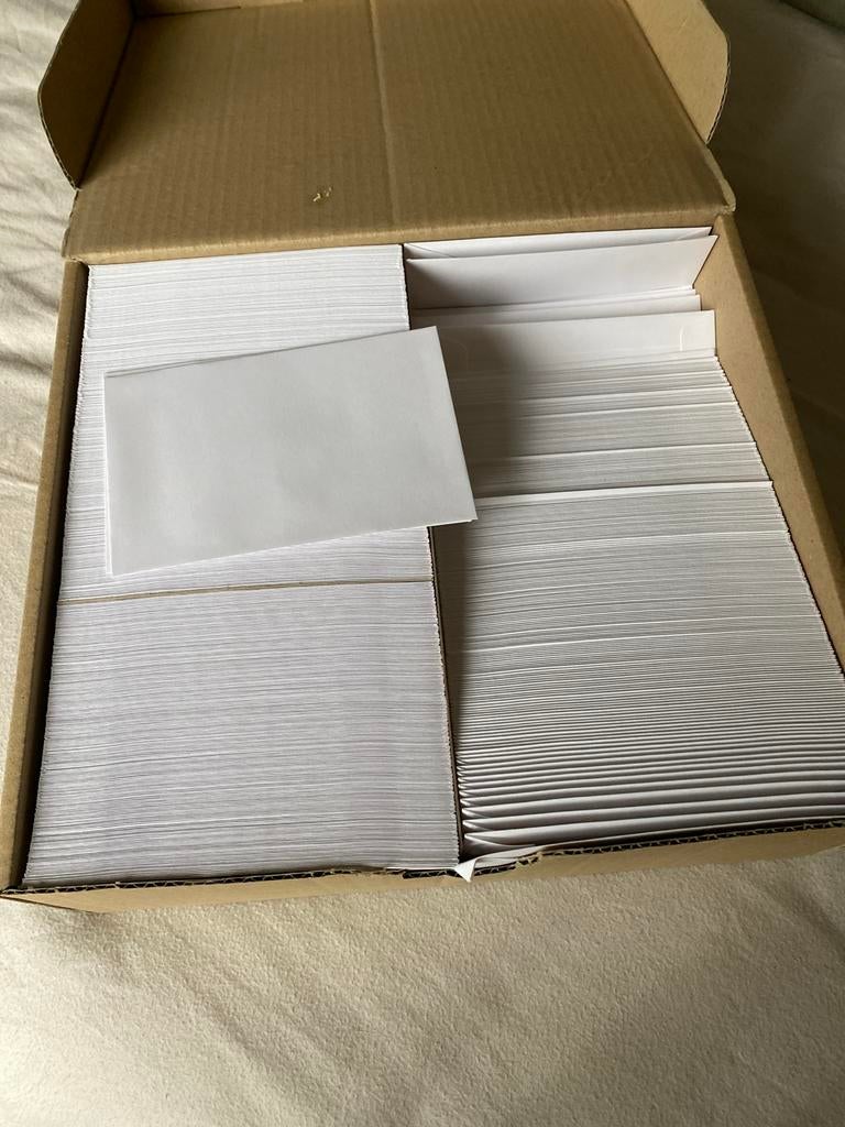 Doos vol enveloppen, Ophalen of Verzenden