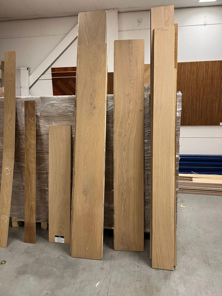 Uitzoeken verschillende Planken vloeren laatste partij!!, Doe-het-zelf en Verbouw, Hout en Planken, Ophalen, Minder dan 25 mm