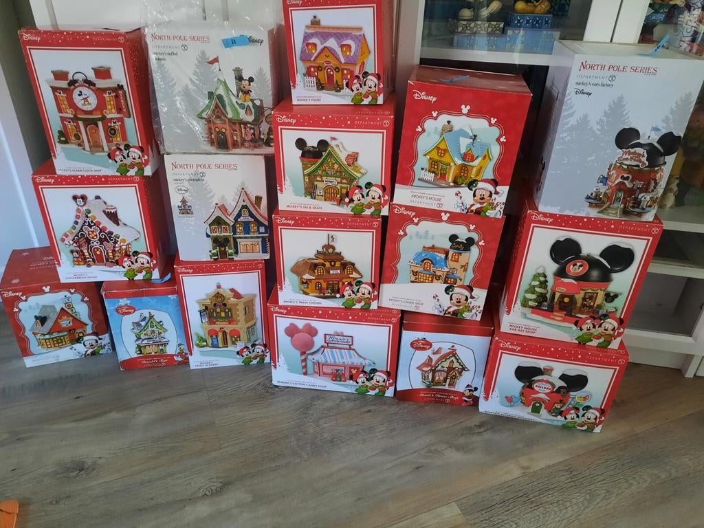 Disney department 56 kerstdorp, Ophalen of Verzenden, Mickey Mouse, Zo goed als nieuw
