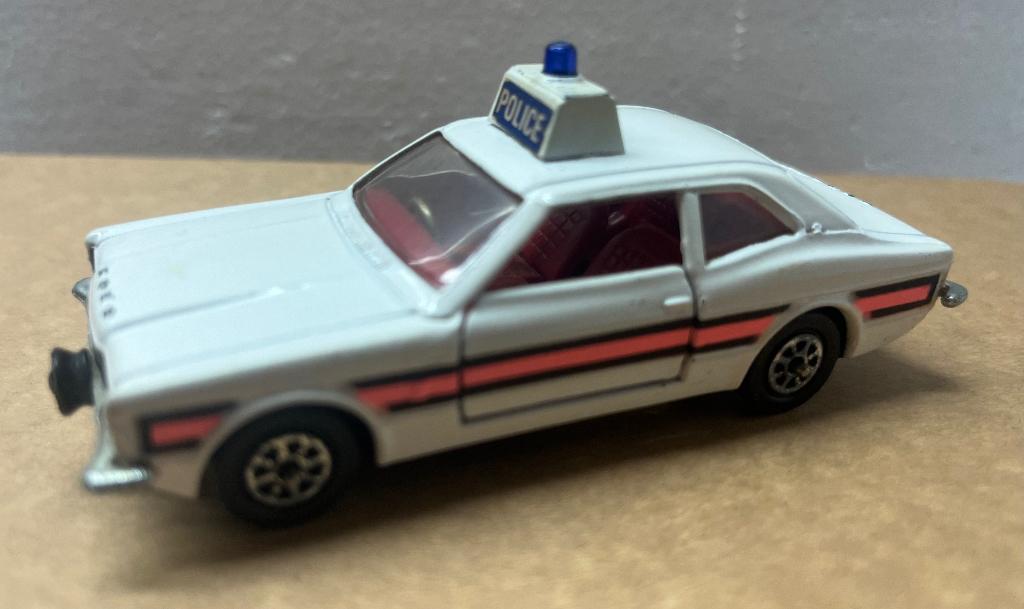 1:43 Corgi Toys , Ford Cortina GXL , Police Car, Ophalen of Verzenden, Zo goed als nieuw, Auto, Corgi