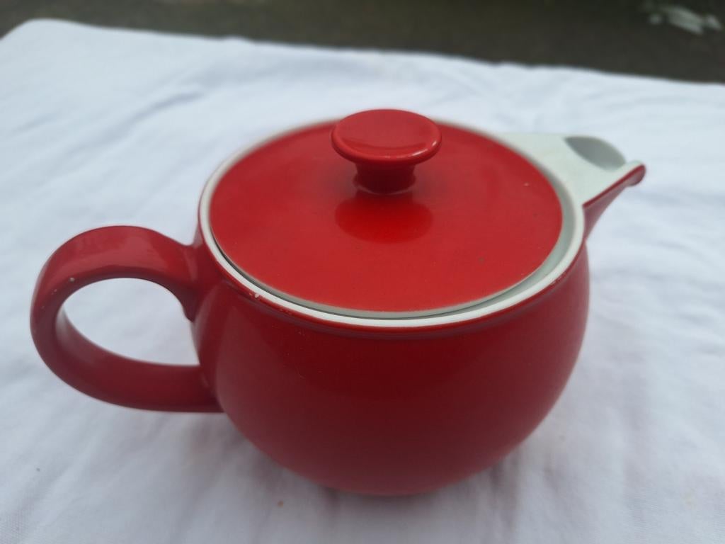 Dibbern theepot 1,1 liter rood, Ophalen of Verzenden