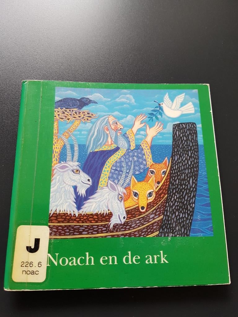 Noah en de Ark. Ptaxhtig geillustreerd kinderboek., Ophalen of Verzenden, Gelezen
