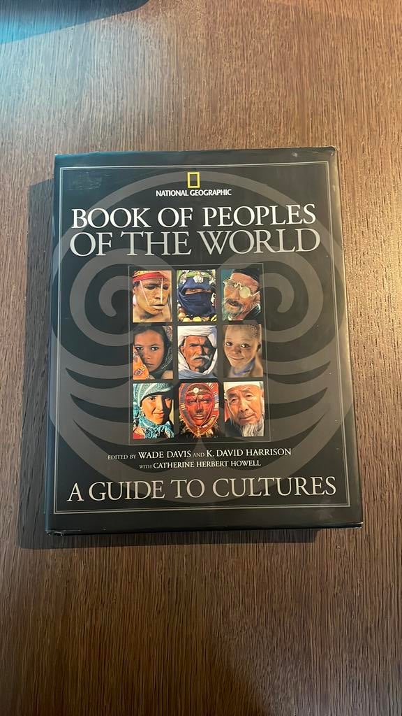 Book of people of the world, a guide to cultures, Boeken, Geschiedenis | Wereld, Ophalen of Verzenden, Gelezen
