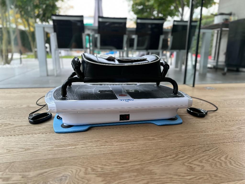 Trilplaat VIVIBO PRO Oscillatie Fitness plaat, Sport en Fitness, Fitnessapparatuur, Ophalen, Trilplaat, Zo goed als nieuw, Benen