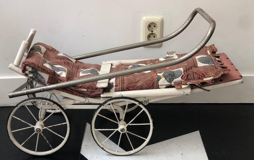 oude kleine kinderwagen of grote poppenwagen, Ophalen, Gebruikt, Kinderwagen, Overige merken
