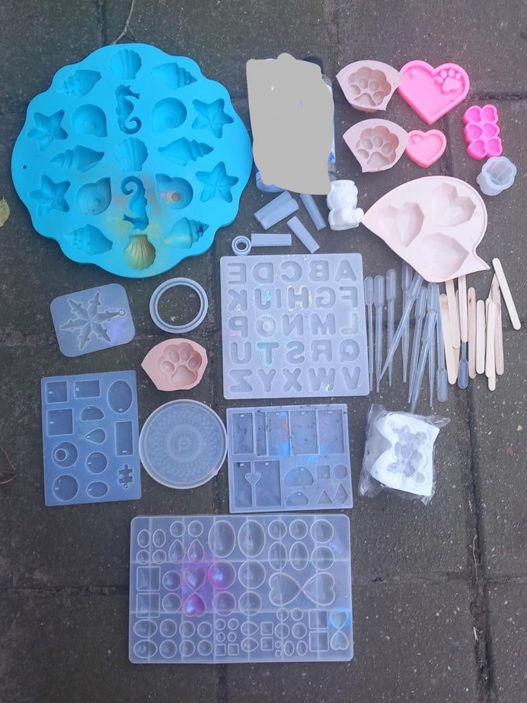 Spullen mallen ...€ 7., Hobby en Vrije tijd, Kaarten | Zelf maken, Ophalen of Verzenden, Gebruikt, Pons of Mal