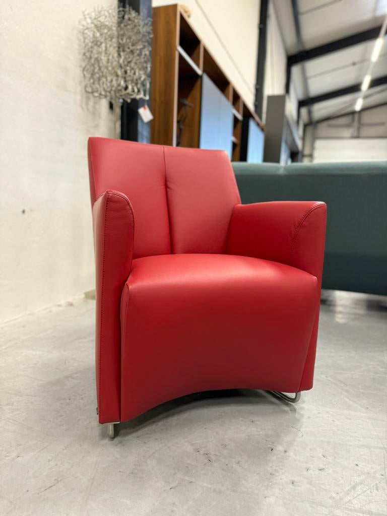 2 Nieuw Leolux Galathea Fauteuil Rood leer Design stoel, Leolux, Nieuw, Ophalen of Verzenden, 50 tot 75 cm