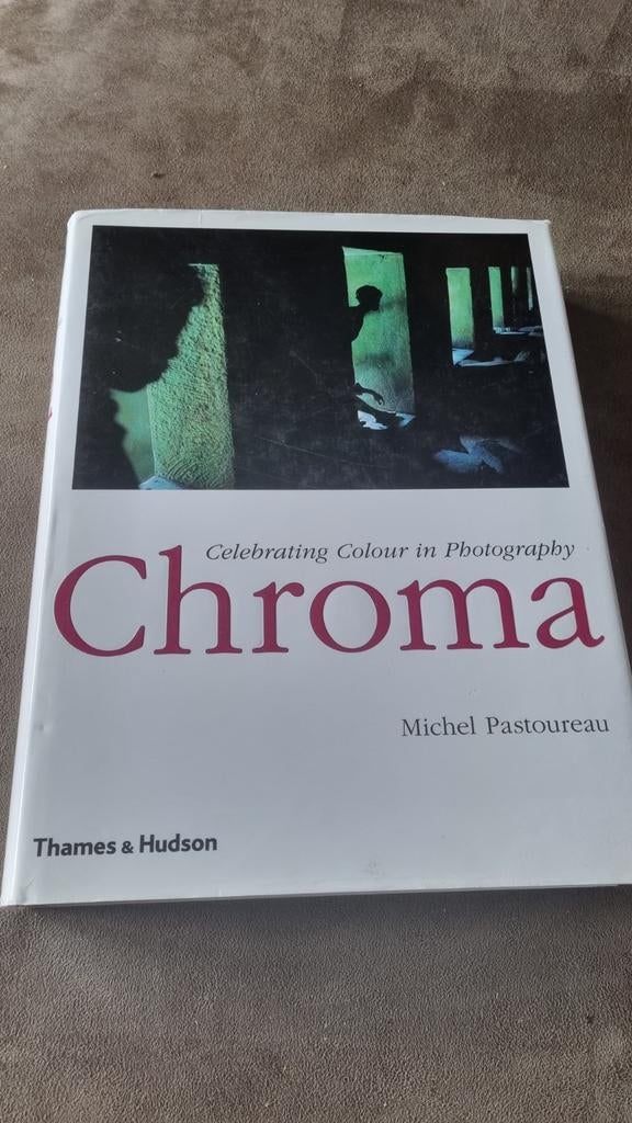 Chroma: Celebrating Colour in Photography Michel Pastourea, Boeken, Kunst en Cultuur | Fotografie en Design, Ophalen of Verzenden