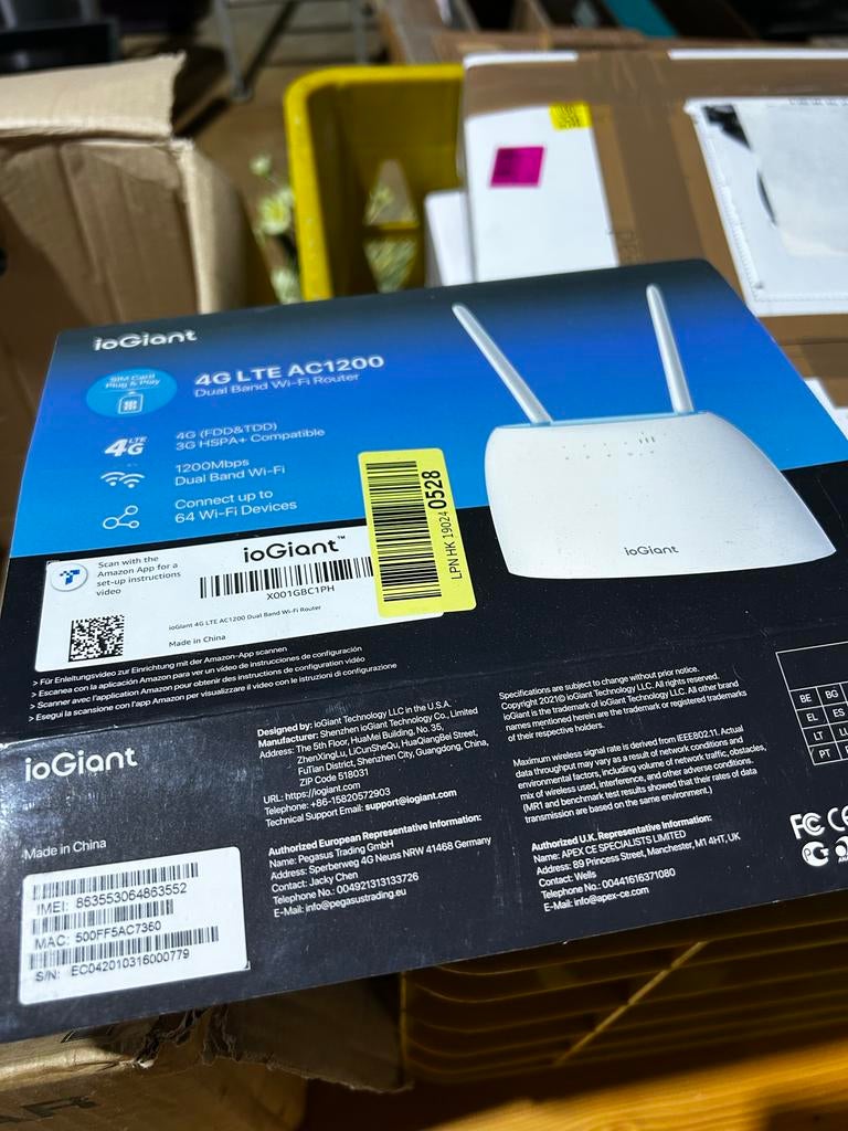 ioGiant 4G LTE AC1200 Dual Band Wi-Fi Router, Ophalen of Verzenden, Zo goed als nieuw, Router