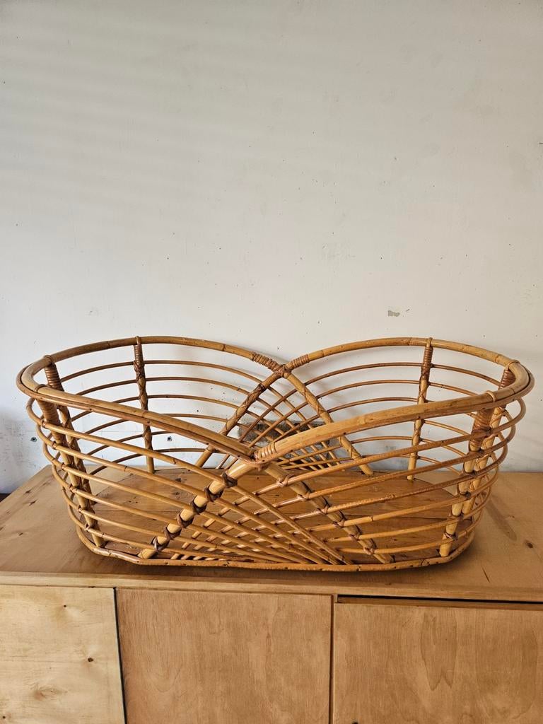 Vintage rotan wiegje - wieg zonder onderstel, Ophalen, Gebruikt, Wieg