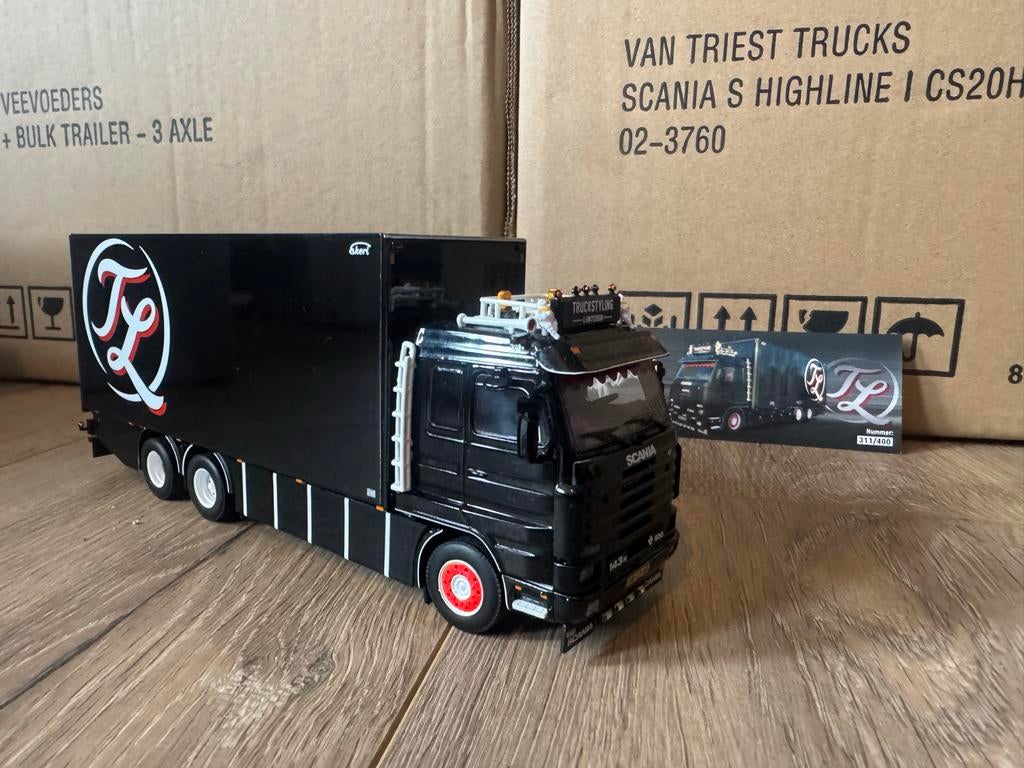 WSI Scania 143 bakwagen Truckstyling Lunteren, Hobby en Vrije tijd, Modelauto's | 1:50, Ophalen of Verzenden, Zo goed als nieuw