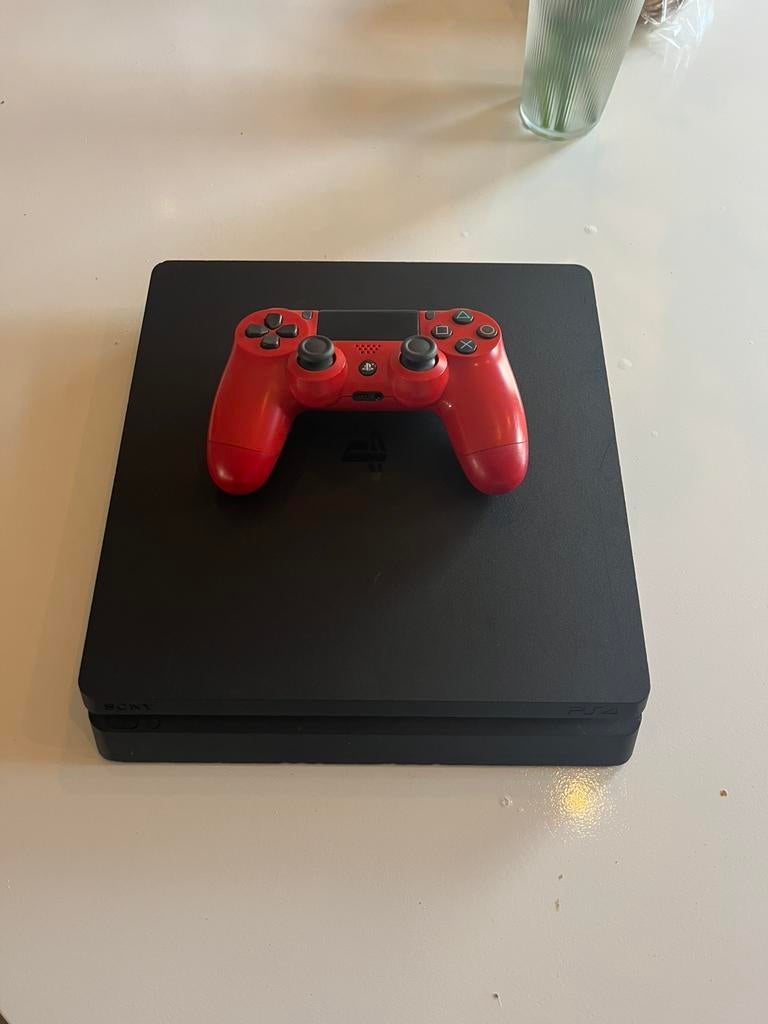 PlayStation 4 Slim – 400GB, Spelcomputers en Games, Spelcomputers | Sony PlayStation 4, 500 GB, Met 2 controllers, Ophalen of Verzenden