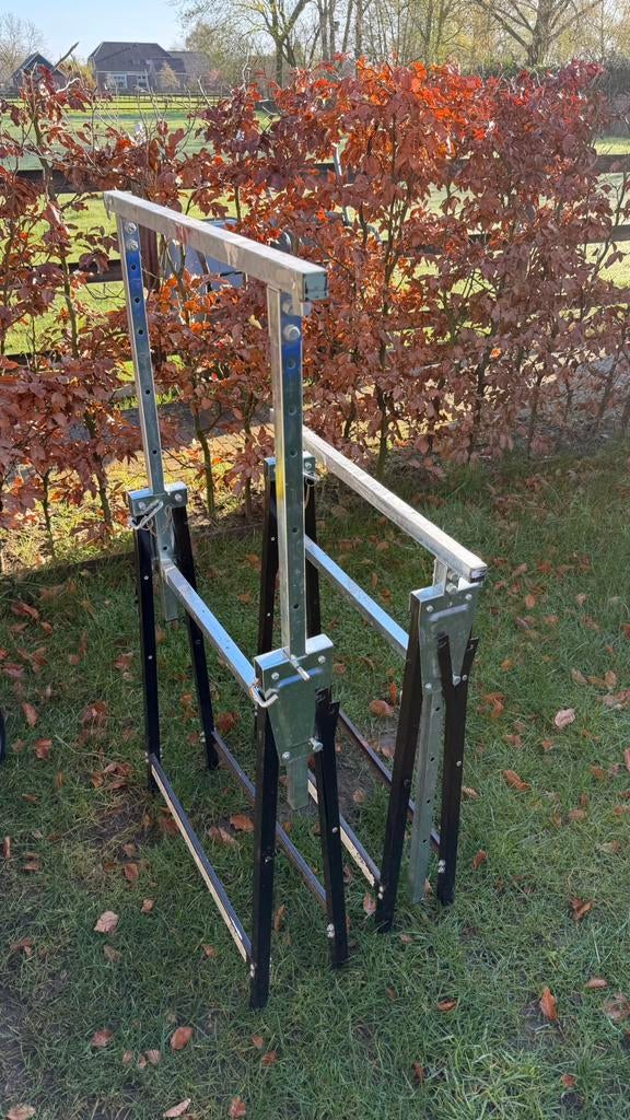 Schragen metaal, Doe-het-zelf en Verbouw, Ophalen, Zo goed als nieuw, Overige typen, Minder dan 2 meter