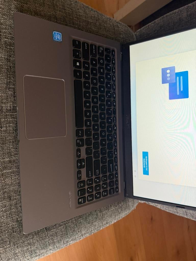 ASUS X515MA-BR423WS, Ophalen, Zo goed als nieuw, 15 inch, 2 tot 3 Ghz